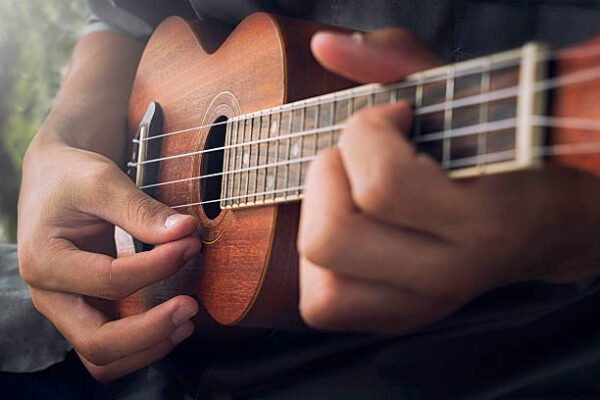 Matrícula Ukelele. Intermedio.